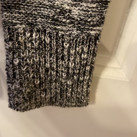 American Eagle Outfitters XS Sweater - Picture 7 of 7